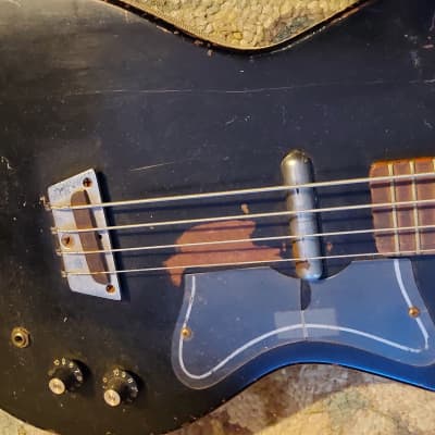Silvertone Bass Guitar 1950s to early 1960s - Black for sale