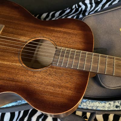 NEW ! 2024 Martin 000-15M StreetMaster Acoustic Guitar - Mahogany Burst - 3.9lbs - Authorized Dealer - G02434 image 4