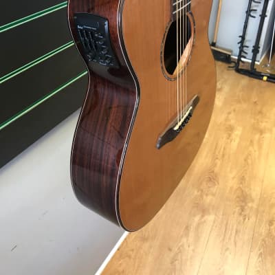 Rathbone R2CRE OM Natural Gloss Electro Acoustic Guitar image 3