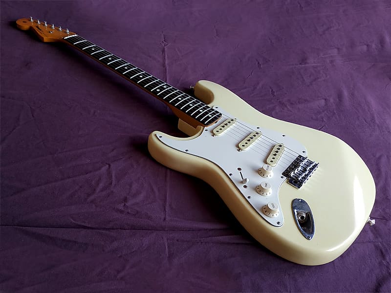 ギター FERNANDES RST (R8?) The Revival レビュー】Fernandes(フェルナンデス) R8？RST-50？ “The