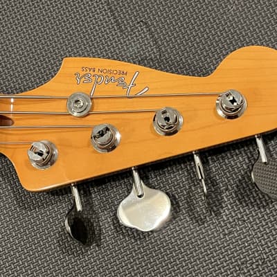 Fender J Signature Precision bass P made in Japan 2023