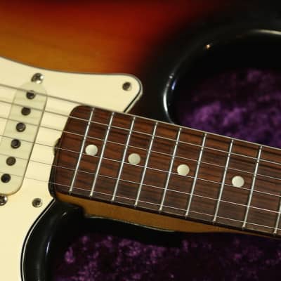 Fender  Stratocaster August 1968 3 Tone Sunburst image 7
