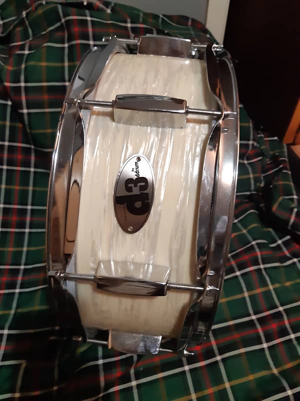 ddrum d3 snaredrum 2000s white pearl image 1