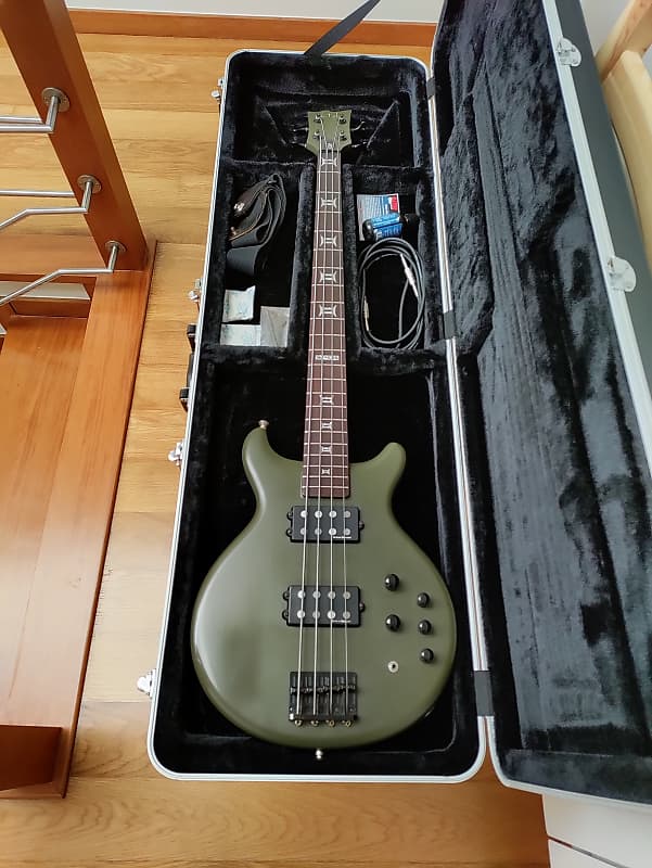 2002 ESP Ltd MD-500 Marcelo Dias Signature 4-String Bass Green w 