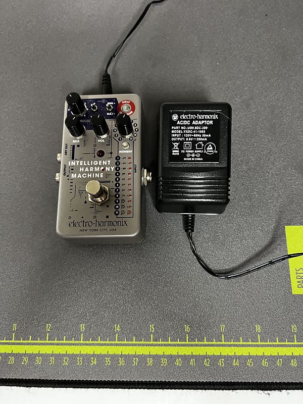 Electro-Harmonix Intelligent Harmony Machine