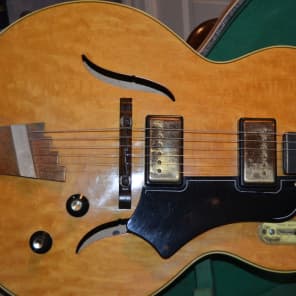 1950's supro electric guitar,   model? image 2