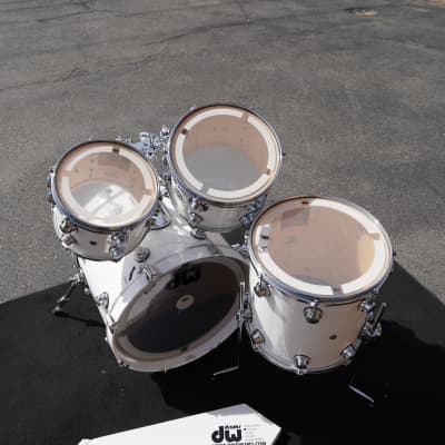 DW USA Collectors Series - Piano White Lacquer - 4pc Pure Maple Shell Pack With Tom Holder 10''/12''/14''/20'' image 9