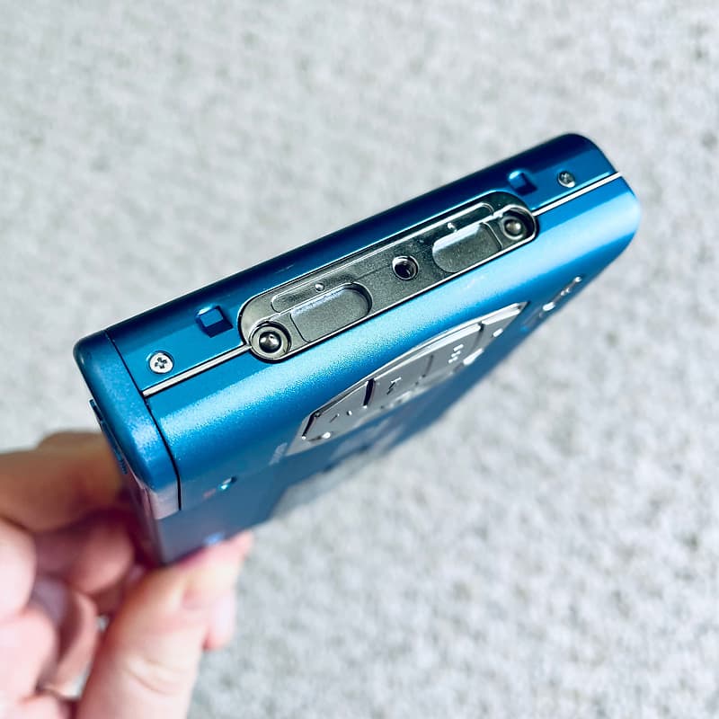 RARE] Sony MZ-R50 Walkman MiniDisc Player, Excellent Blue