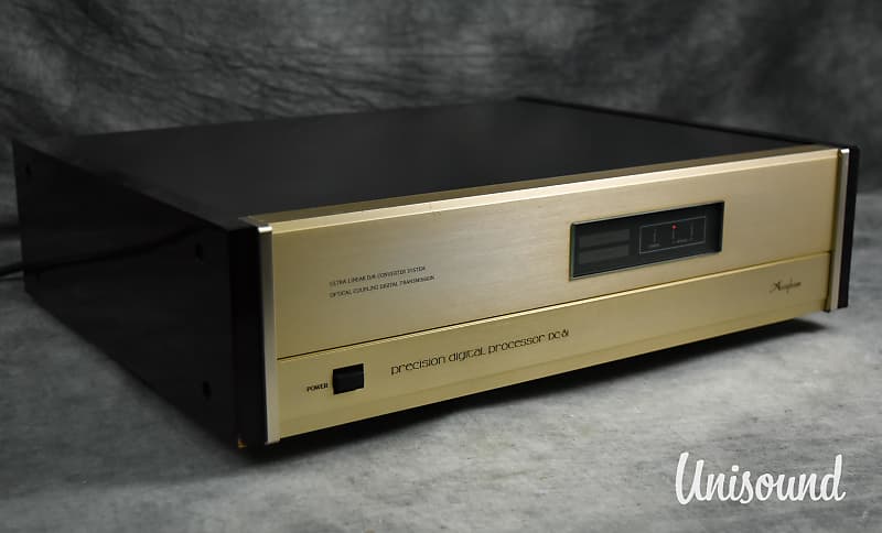 Accuphase DC-81 DAC Precision digital processor in very good condition image 1