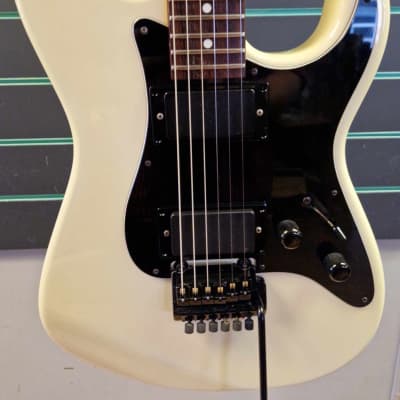 Charvel Model 3A MIJ Pearl White 1986 Electric Guitar image 3