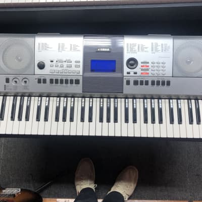 Yamaha PSR-E413