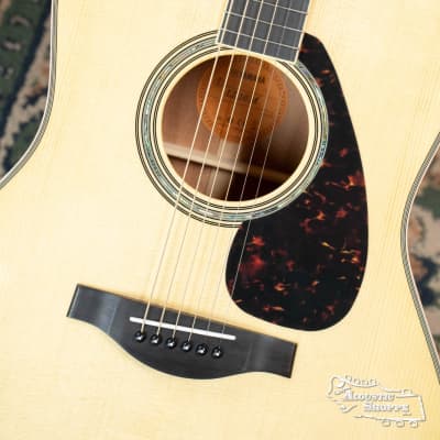 Yamaha LL16M ARE L Series Engelmann/Mahogany Original Jumbo Acoustic Guitar w/ SRT Zero Impact Pickup #0442 image 2