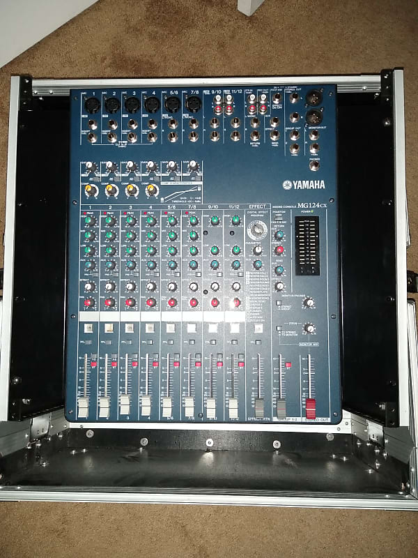 Yamaha MG124CX 12 Channel Mixer | Reverb