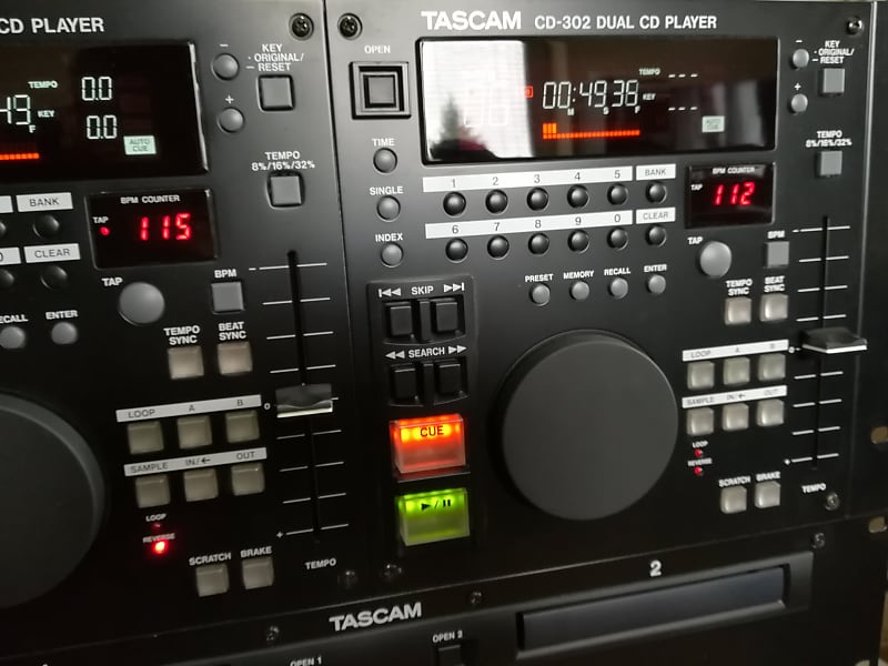 TASCAM CD 302 cd player in mint condition for sale