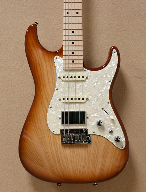 Thomas outlet anderson guitars