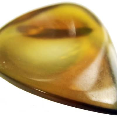 W4M Clear Horn Luxury Guitar Pick - Std Shape - Right Hand - Dimple Thumb - Groove Index image 3