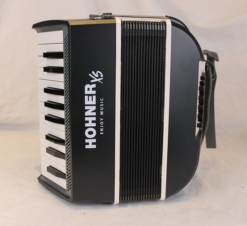 Hohner XS Adult Travel Compact Small Lightweight Piano Accordion NEW |  WorldShip