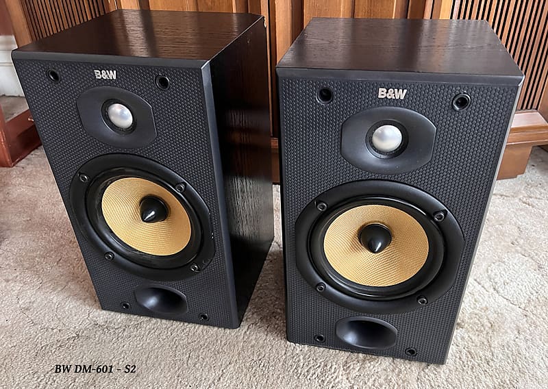 BW DM601 S2 2-way loud speakers Black  			