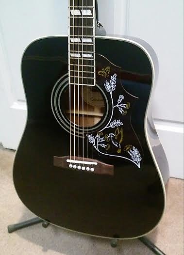 Epiphone Hummingbird Pro Black w Solid Spruce Top FREE Gig Bag