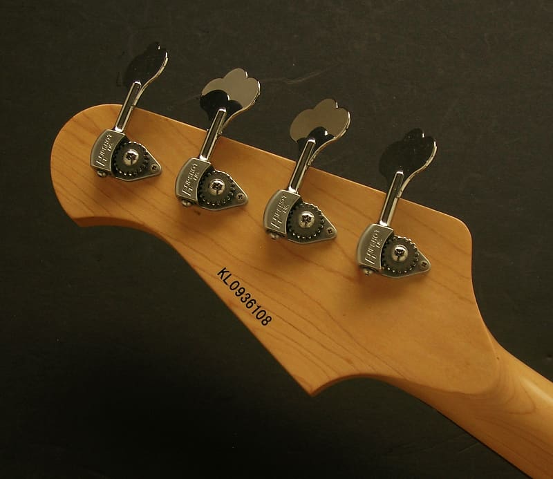 Lakland Skyline Japan Series SK-4DX Bass *Quilted Maple Top