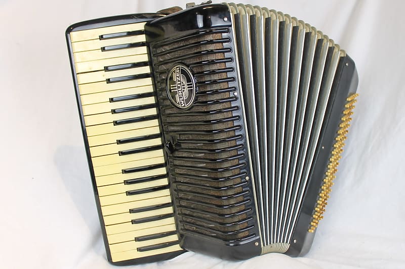 5242 - Black Wurlitzer Piano Accordion LM 41 120 - For Parts or Repair image 1