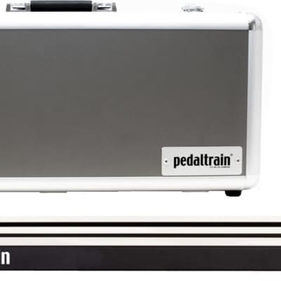 Pedaltrain Metro 20 3-Rail 20" x 8" Pedalboard with Hard Case image 1