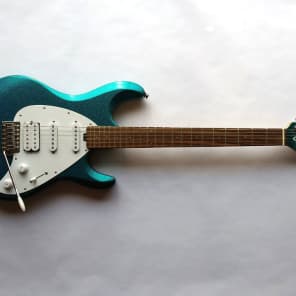 ■OLP MM4 ERNIE BALL Musicman Silhouette OLP by Ernie Ball MM4 Blue Sparkle – Empire Guitars