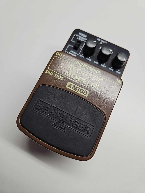 Behringer AM100 Acoustic Modeler