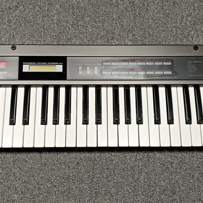 Roland Alpha Juno-2 very cheap