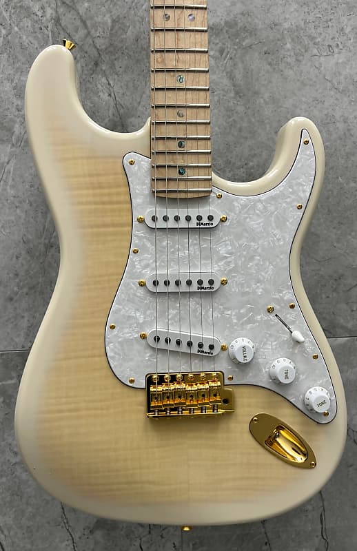 Fender Stratocaster アイボリー Fender STR RK Richie Kotzen Signature Stratocaster Made In