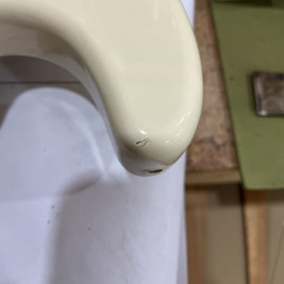 Fender Stratocaster MIM 2000's - White image 2