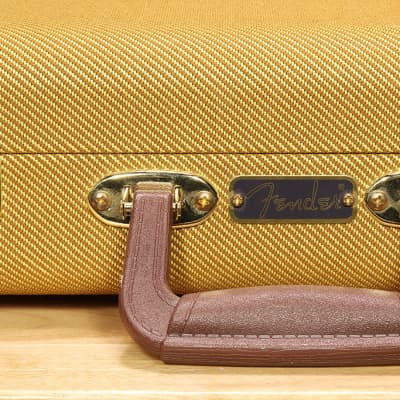FENDER TWEED Hard Shell Guitar CASE Stratocaster & Telecaster Strat Tele Clean! image 4