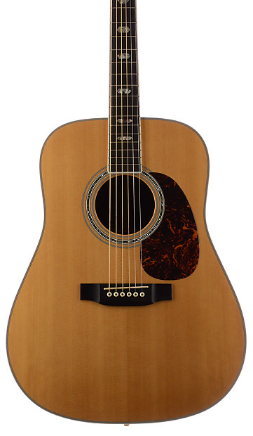 Martin D40 w Hardshell Case