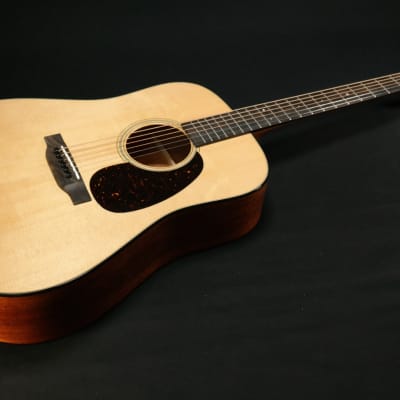 Martin Guitar Standard Series Acoustic Guitars, Hand-Built Martin Guitars with Authentic Wood D-18 487 image 4