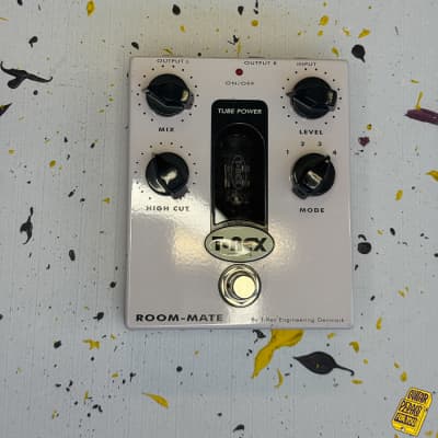 T-Rex Room-Mate Tube Reverb Effect | RetroFret
