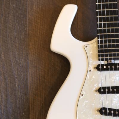 Clean! Parker Guitars USA NiteFly Offset Electric Guitar White + Hard Case Bild 10