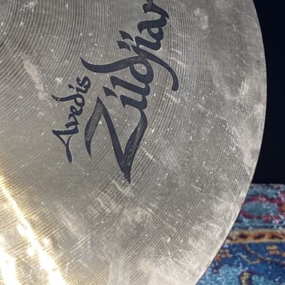 Zildjian 18" A Series Custom Crash Cymbal, 1350g 1999 image 4