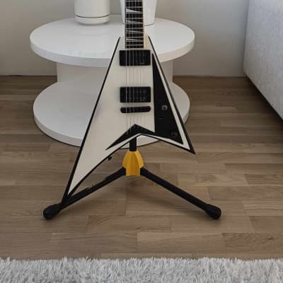 Jackson USA Select Series RR1T Rhoads 2003 - 2010 - Snow White with Black Bevels for sale