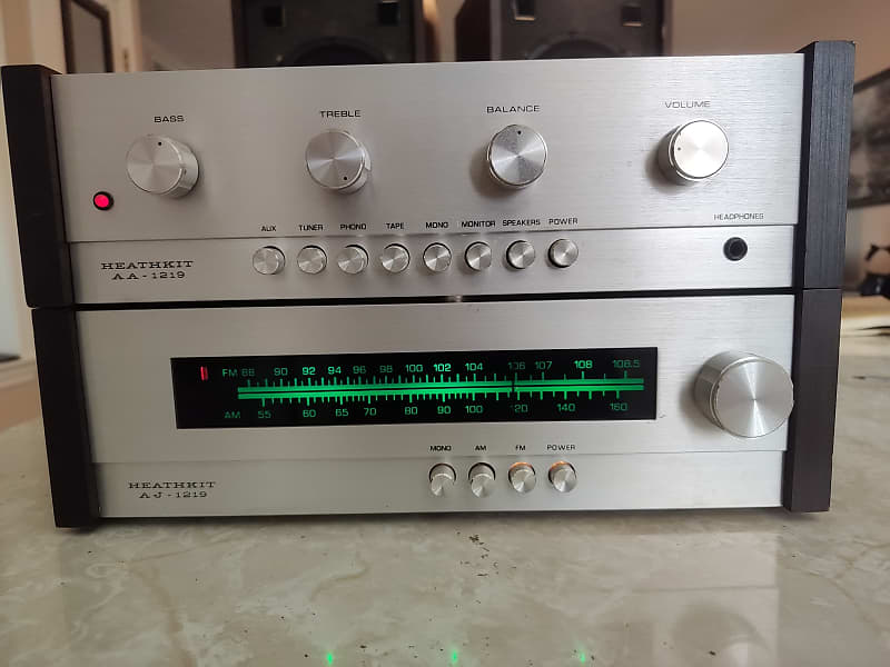 Heathkit AA-1219 amplifier, AJ-1219 Tuner 1977-1981 - Silver and walnut  			