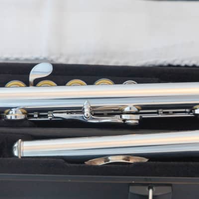 Yamaha YFL-282 Standard Open Hole Flute *Inline G *Cleaned & Serviced image 7