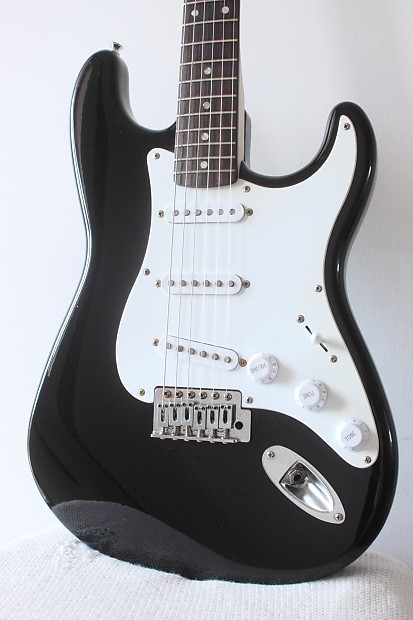 Squier Bullet Strat Black 2007 | Reverb
