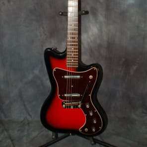 Immagine Video Demo Silvertone by Danelectro Hornet  Guitar Model 1450 Pro Setup New Silvertone Gigbag 1967 R - 1