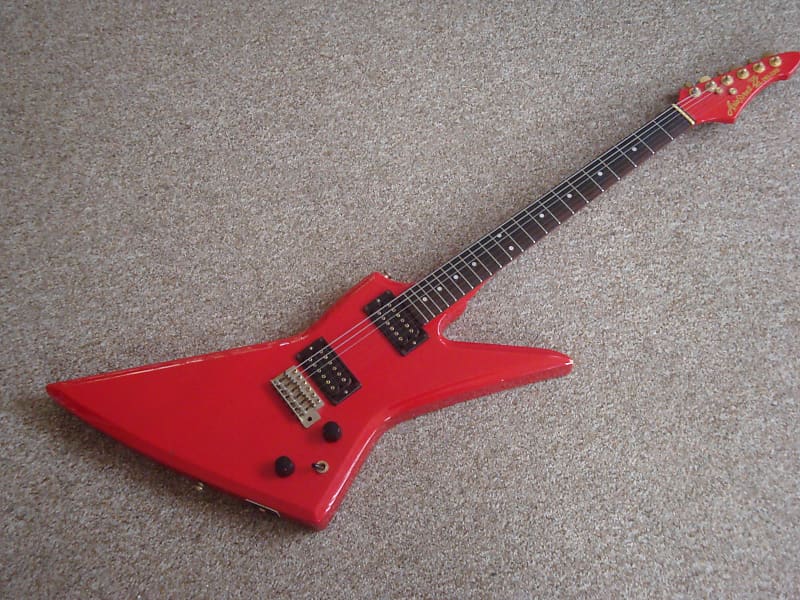 Aria Pro II ZZ Deluxe Explorer 1983 Red Made in Japan | Reverb