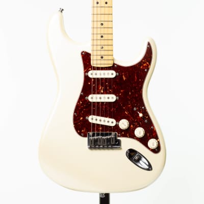 Fender American Deluxe Stratocaster 2011 Olympic Pearl for sale
