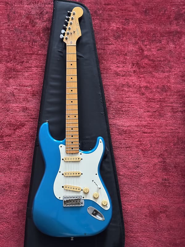Squier MIJ Standard Stratocaster 1984 - 1988 | Reverb
