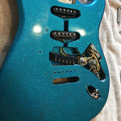 Last Day !!! - Warmoth Stratocaster - sparkle metal flake with