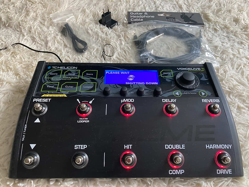 TC Helicon VoiceLive 3 Extreme Multi-Effect Unit | Reverb