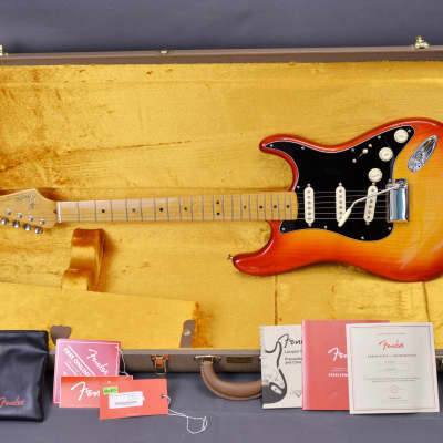 ~MINT~ Fender Rarities Flame Ash Top Stratocaster Plasma Red Burst ~Like NEW~ Bird's-eye Maple Neck image 2