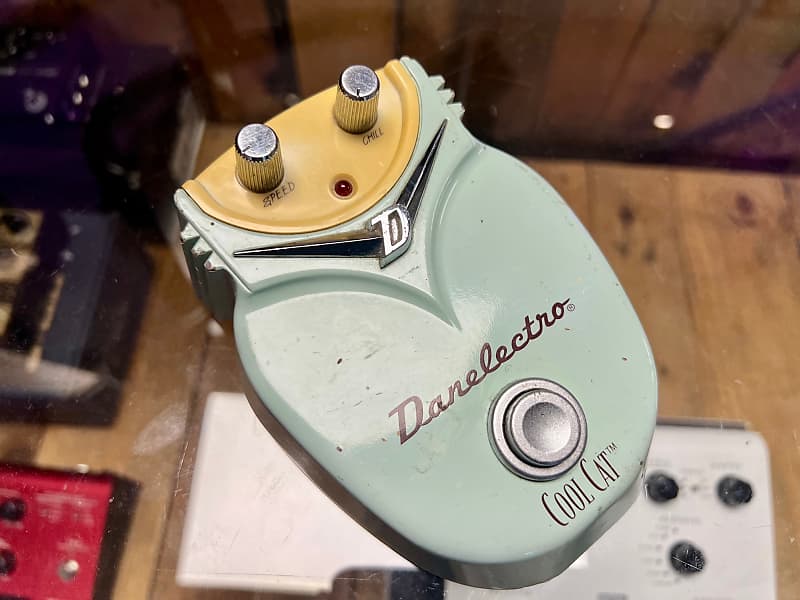 Danelectro Cool Cat Chorus