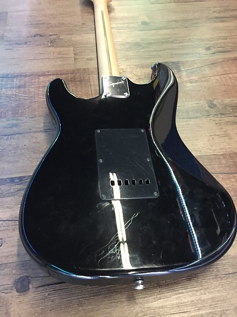 11246】Squier by Fender ミラーPG ブラック 11246】Squier by Fender